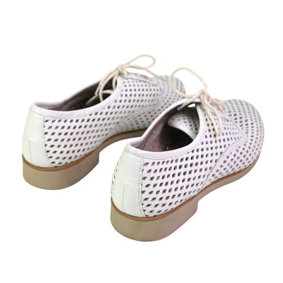 Chelsea Crew PERFORATED WHITE LEATHER LACE UP FLAT ROUND TOE OXFORD SHOES Sz 8 - Picture 4 of 12